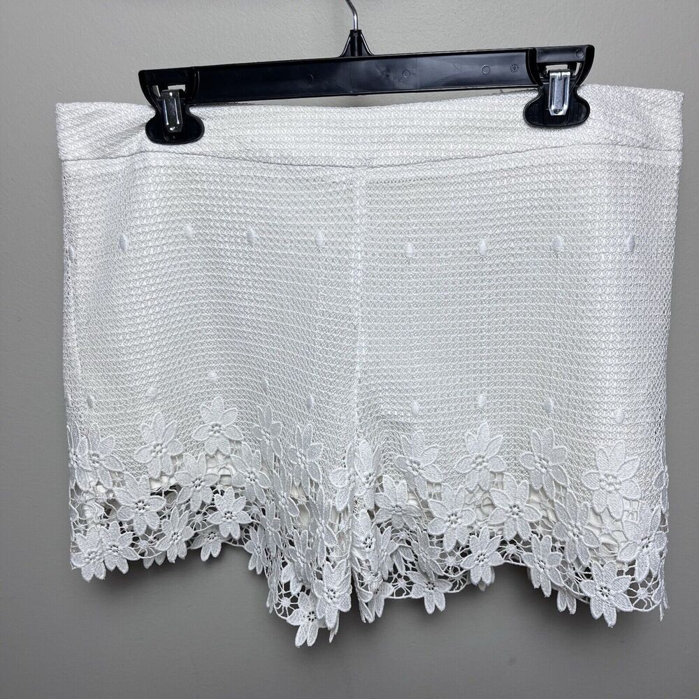 Ann Taylor White Lace Shorts